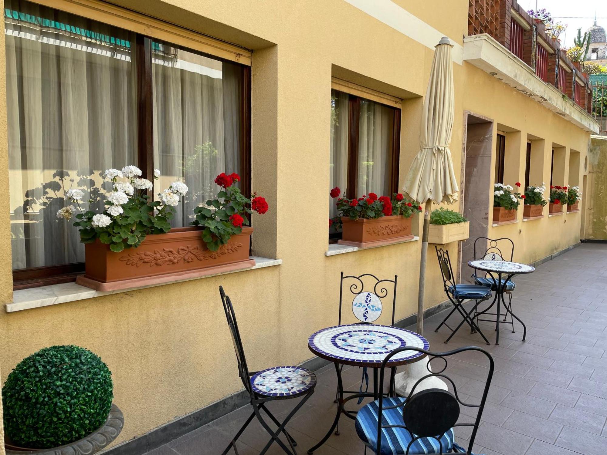Hotel Mondial Rapallo Exterior foto